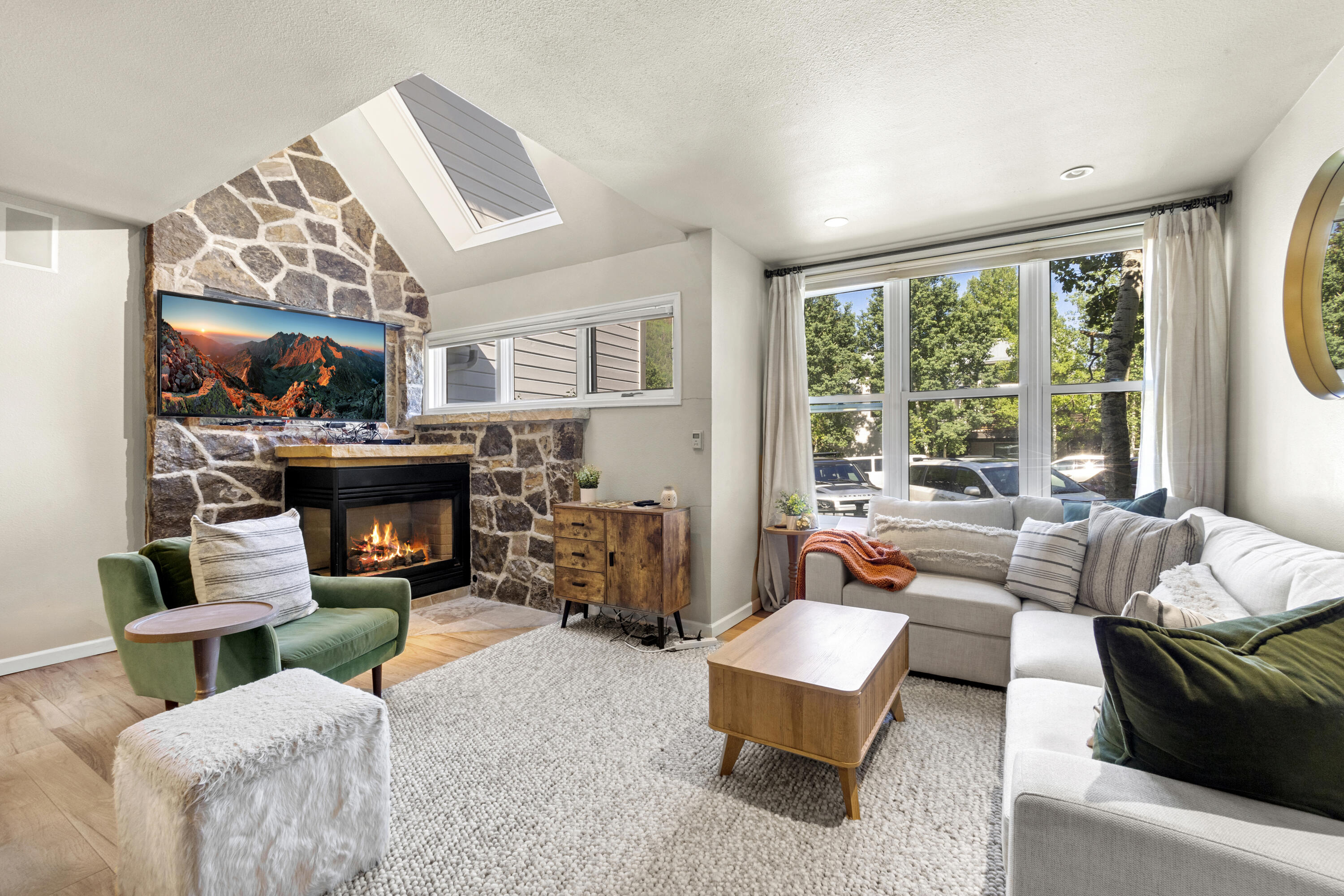 122 S Townsend