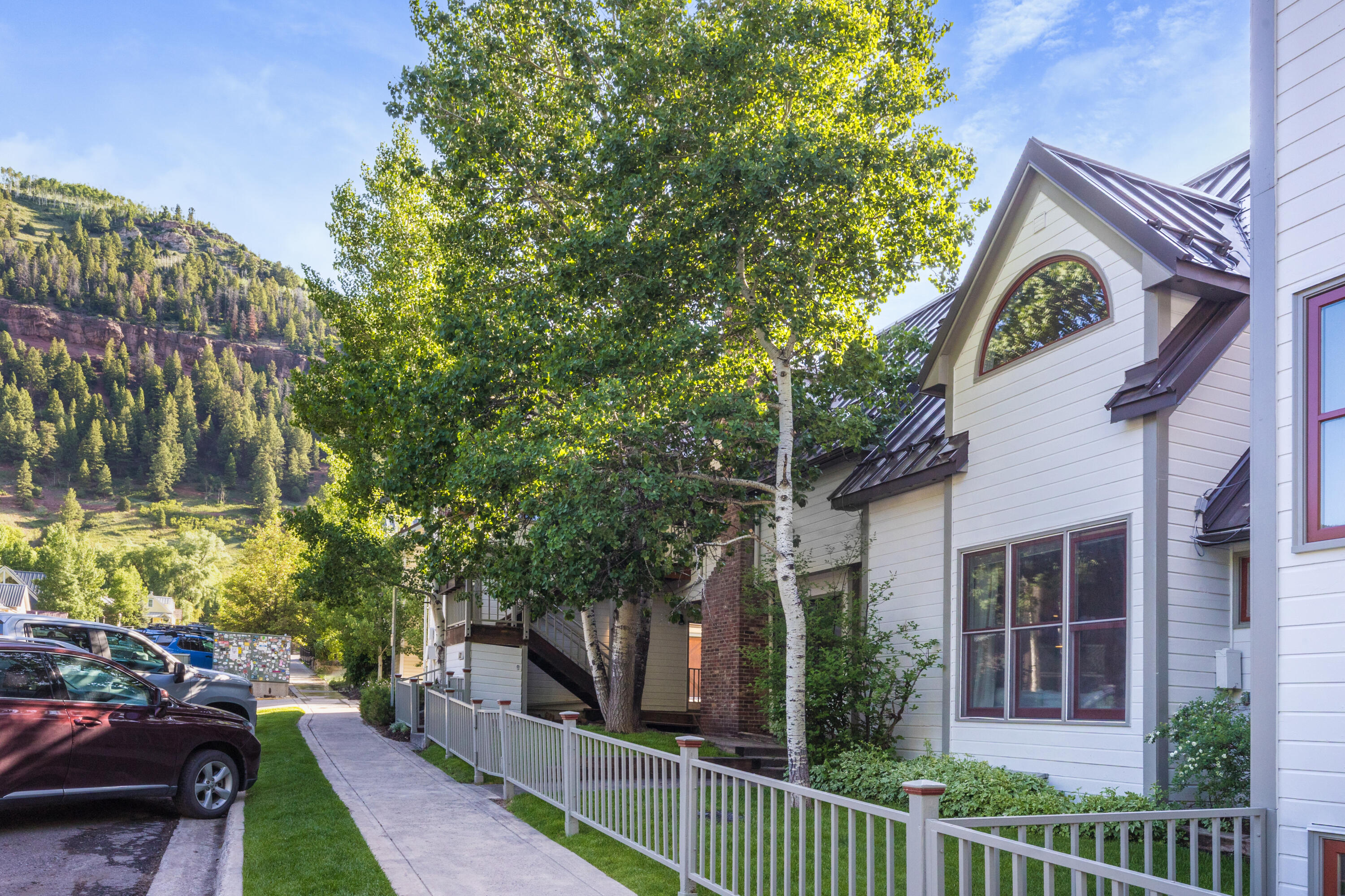122 S Townsend