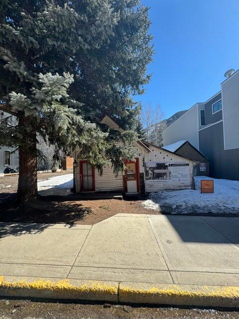 TBD S Fir - North Lot Street