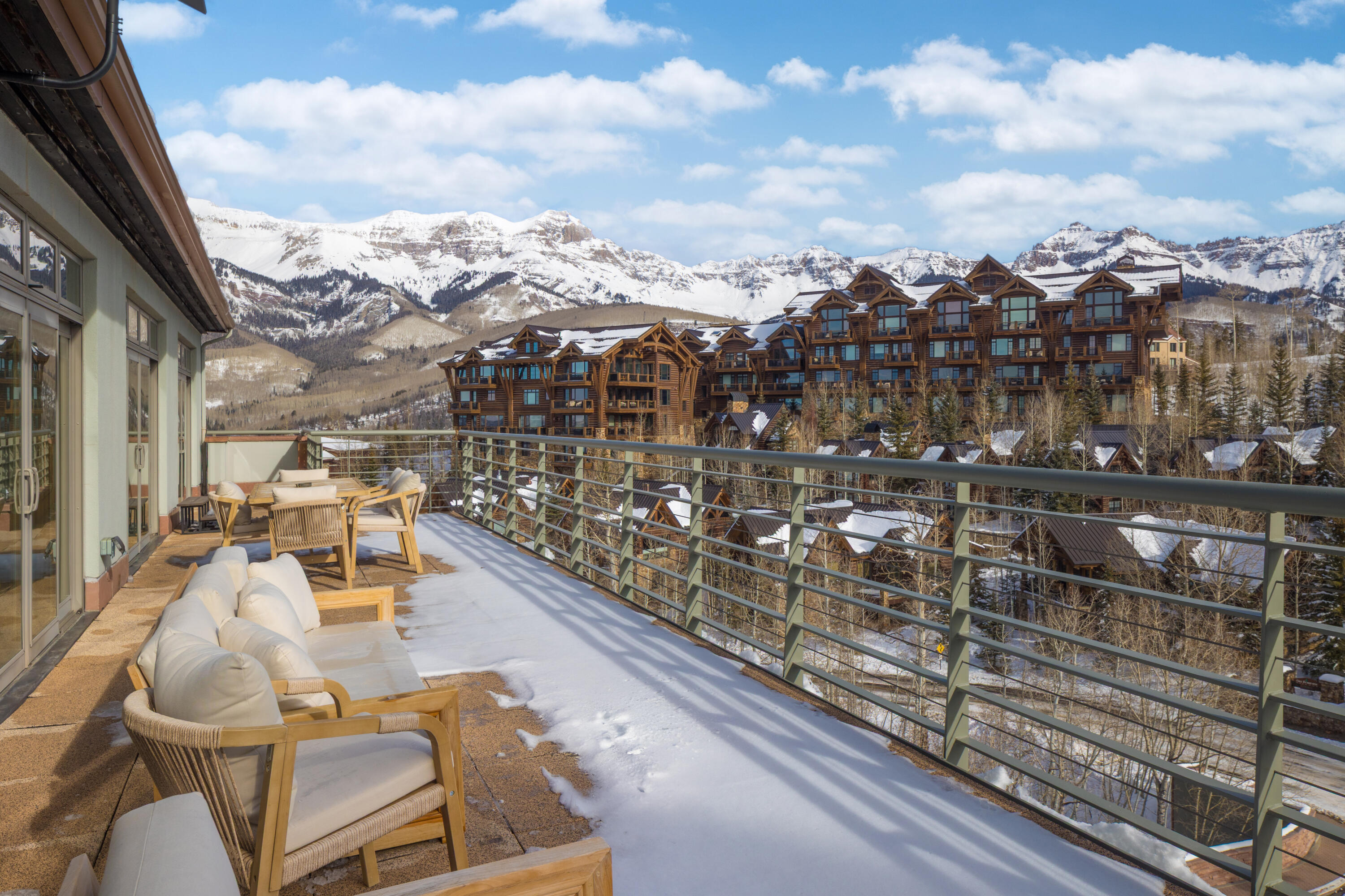 136 Country Club Drive