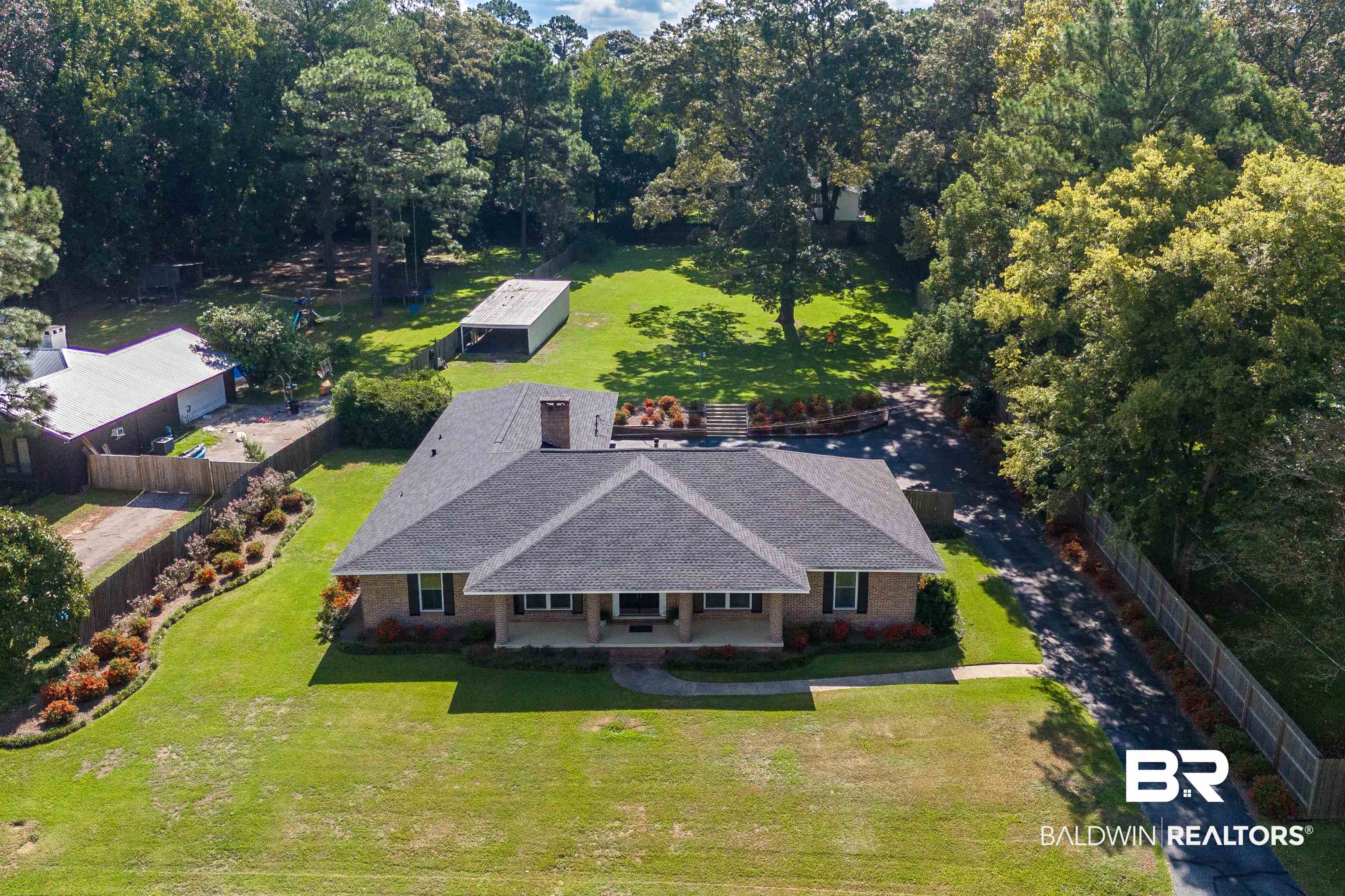 611 Southern Way