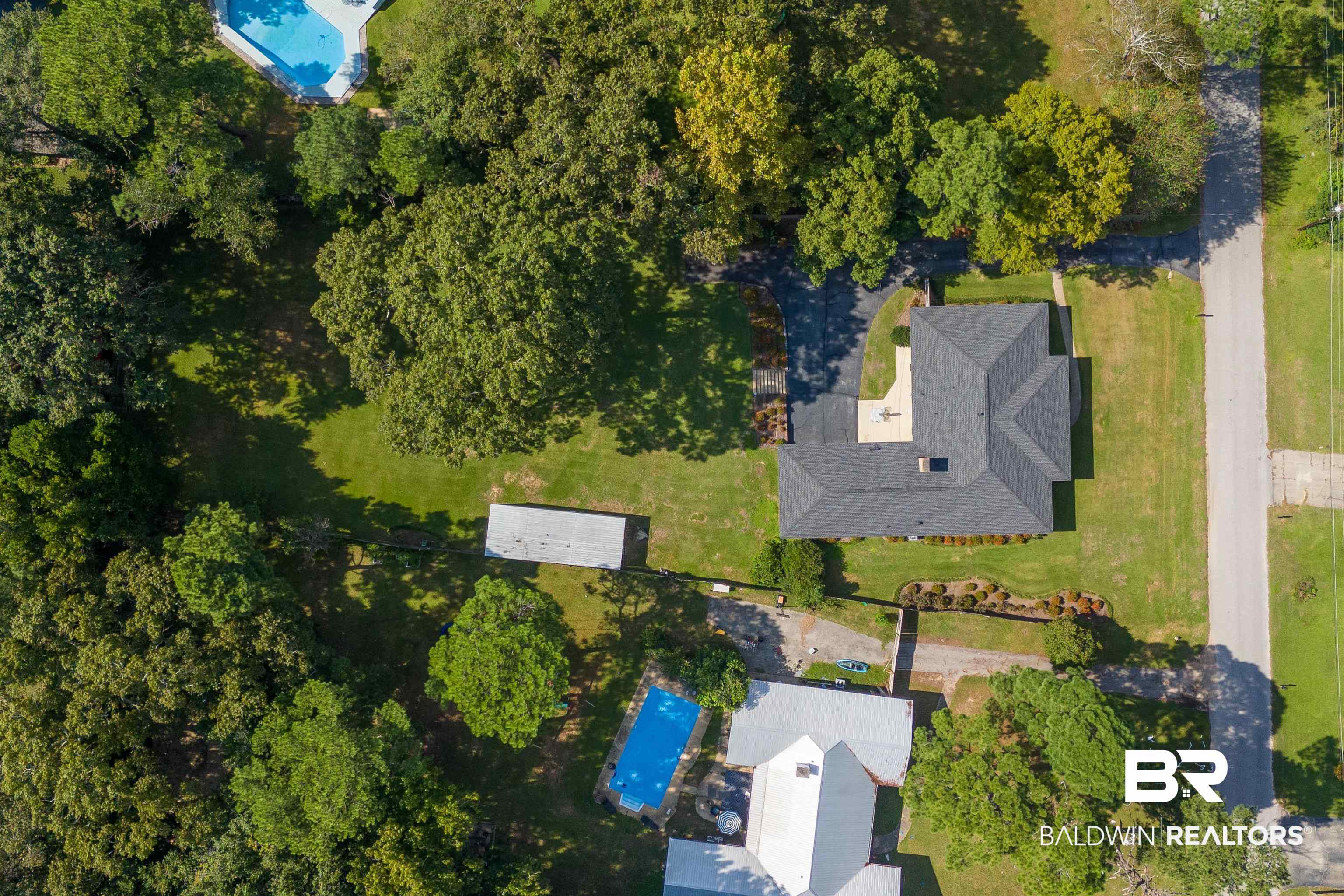 611 Southern Way