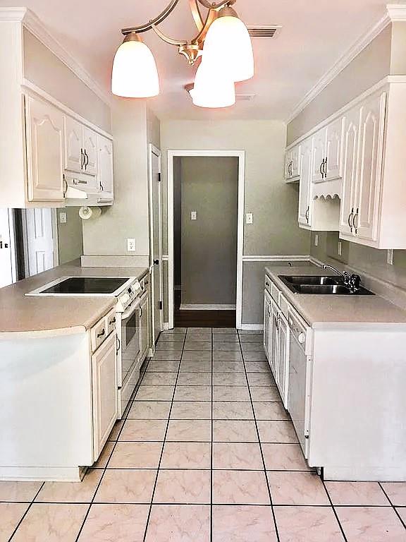 492 Scott Drive