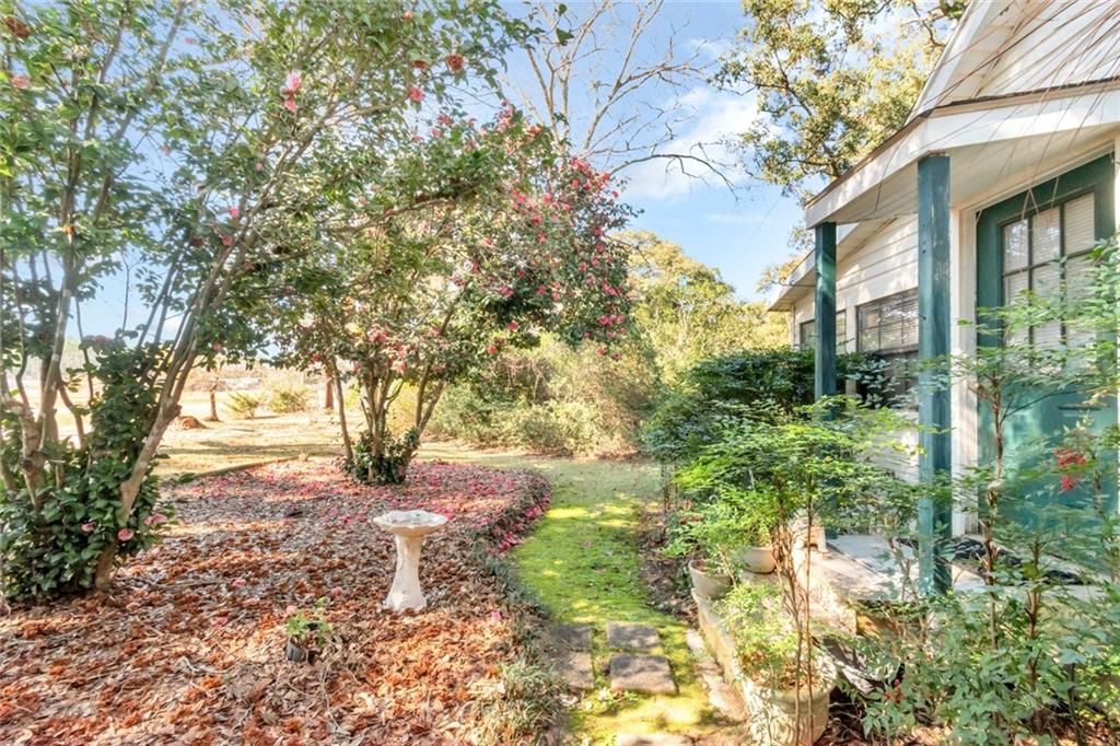 8309 Grand Oaks Drive