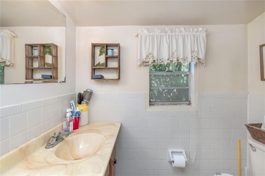 8309 Grand Oaks Drive