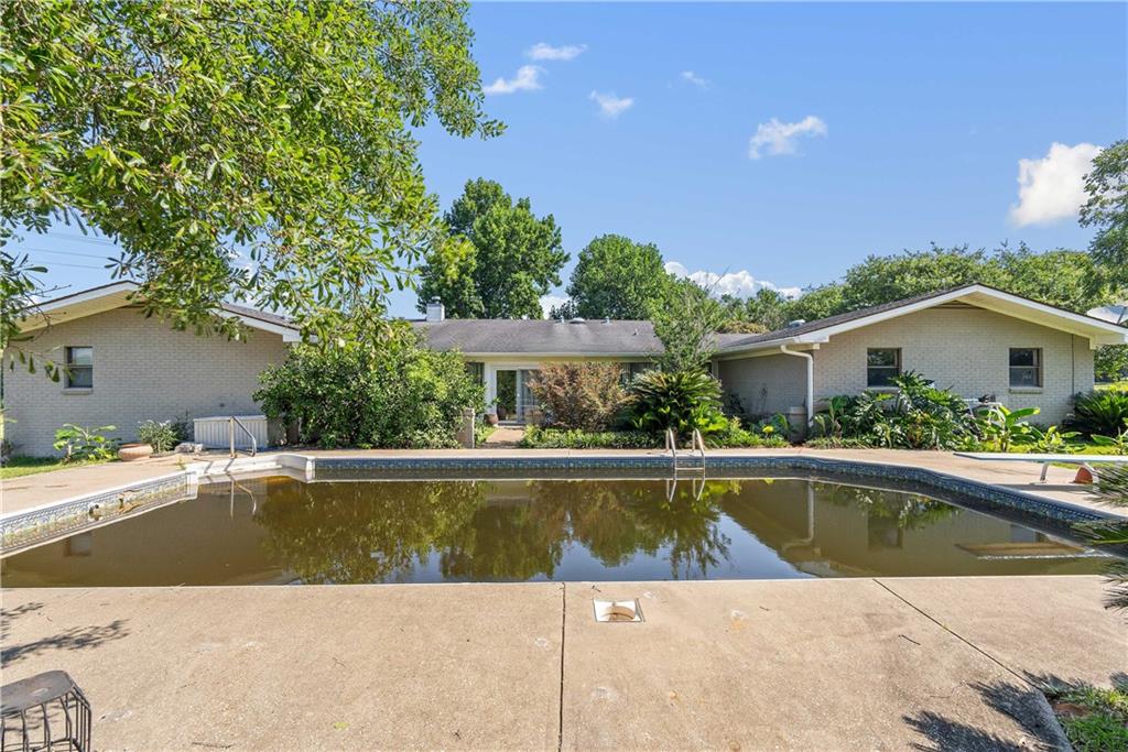 7811 Ken Buck Road