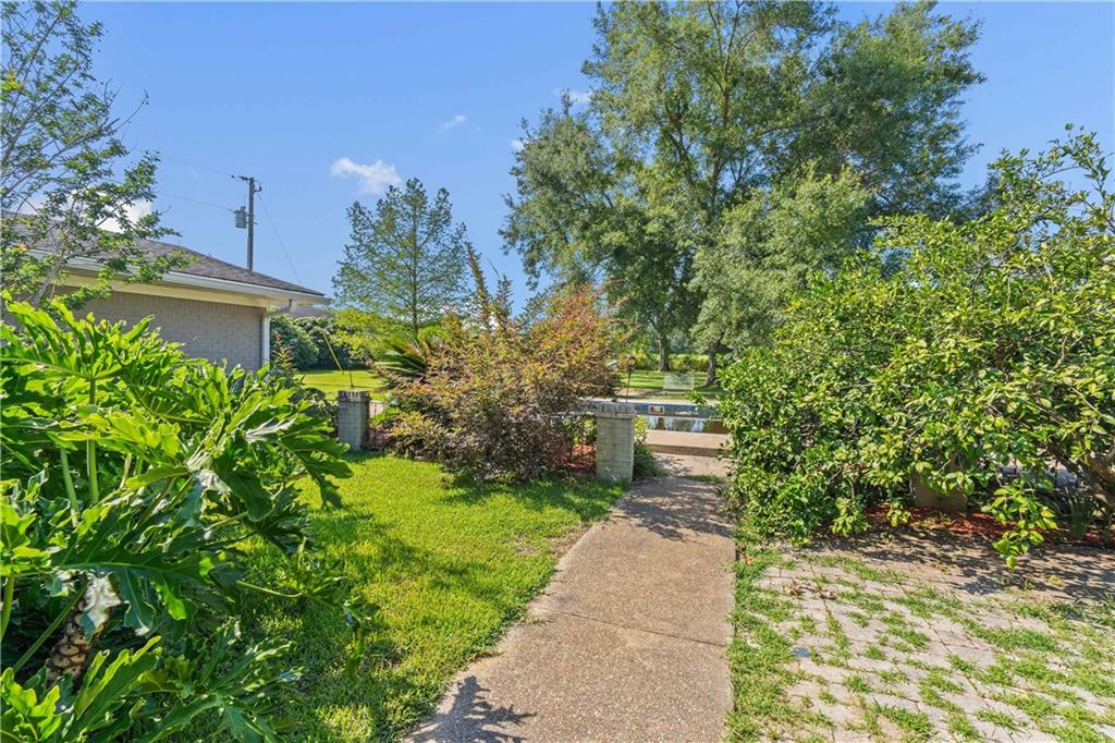 7811 Ken Buck Road