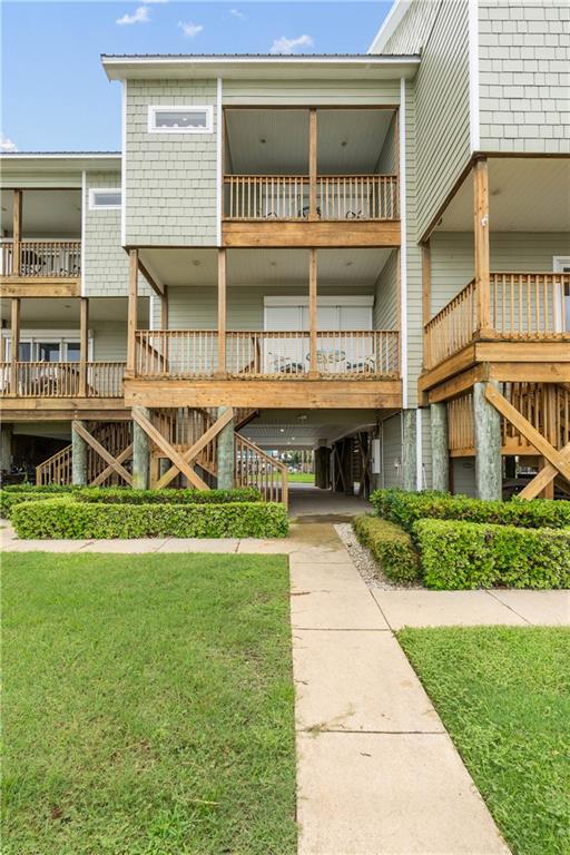 918 Delchamps Avenue # 4E