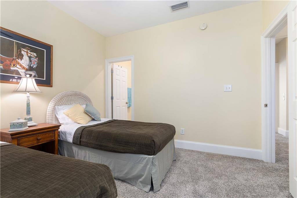 918 Delchamps Avenue # 4E