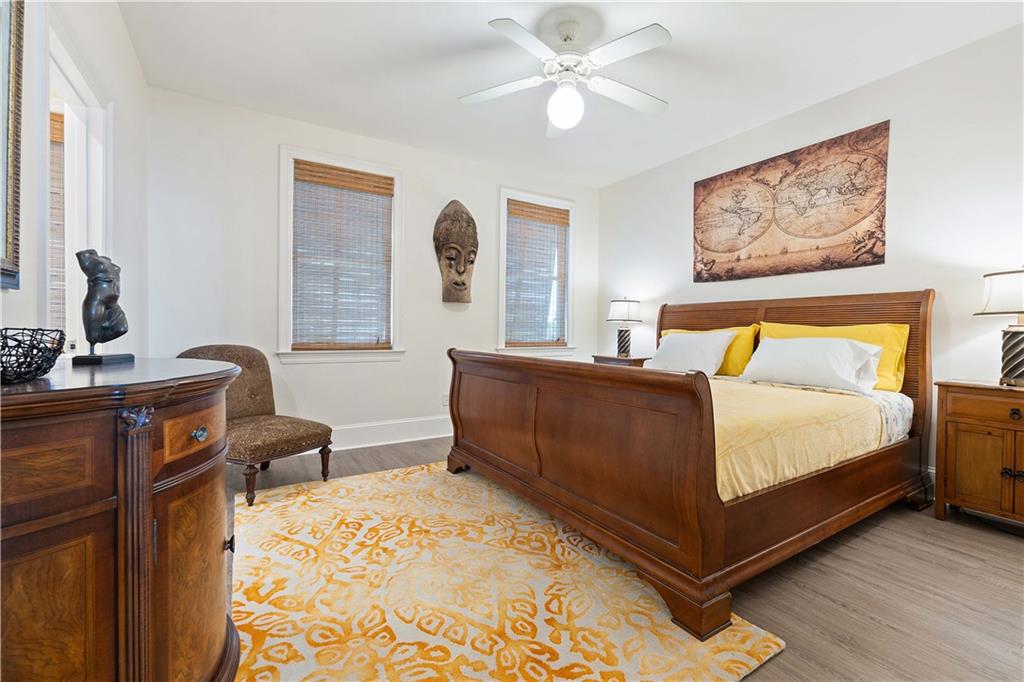 918 Delchamps Avenue # 4E