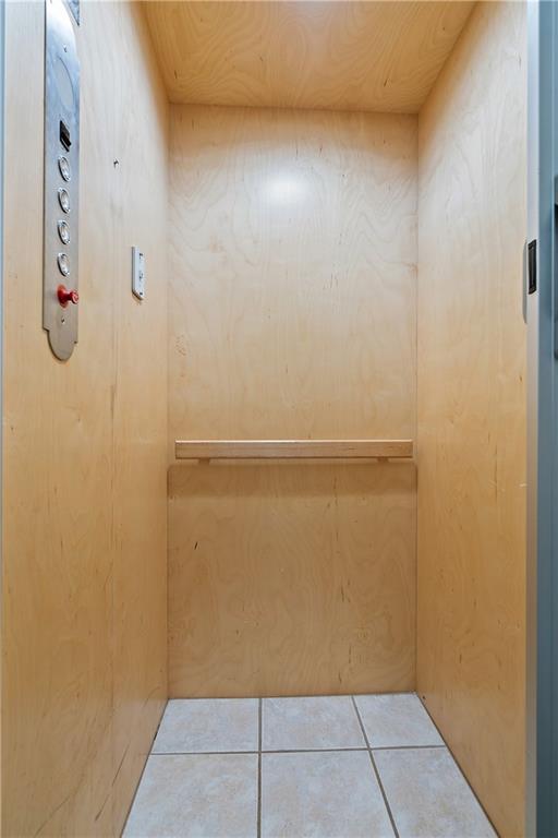 918 Delchamps Avenue # 4E