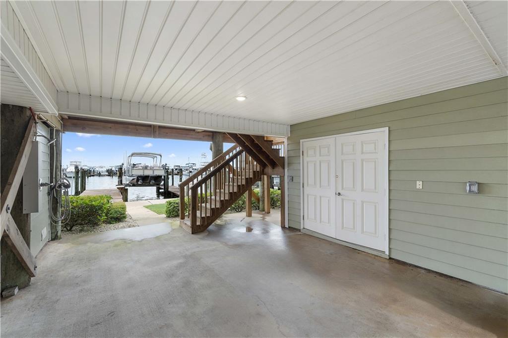 918 Delchamps Avenue # 4E