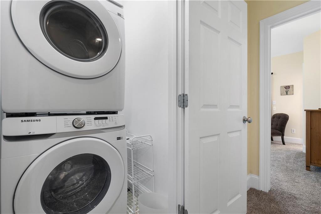 918 Delchamps Avenue # 4E