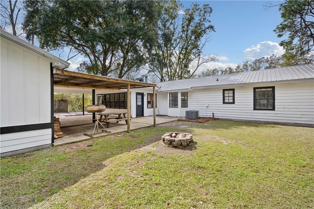 10921 Thomas Road