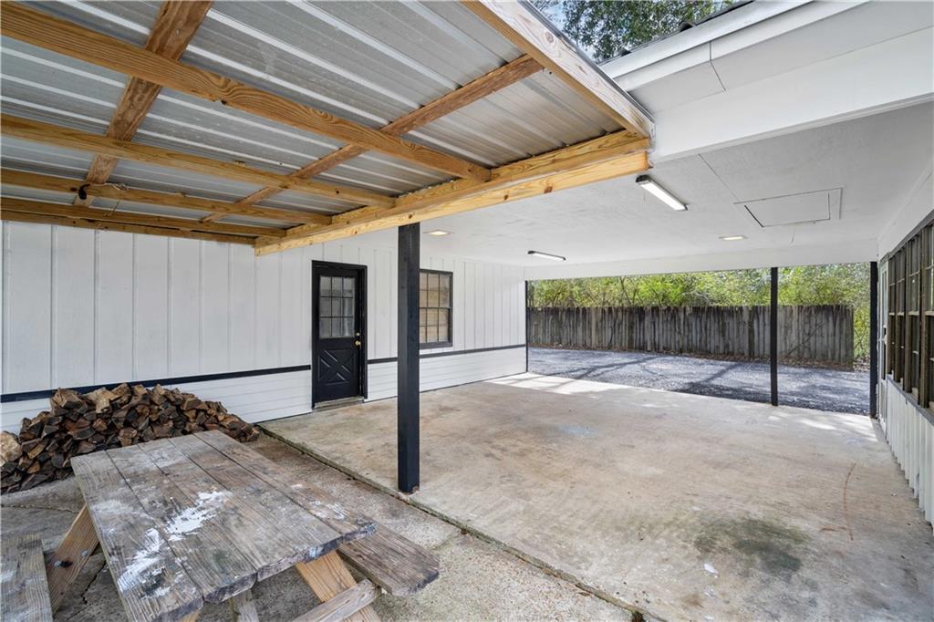 10921 Thomas Road