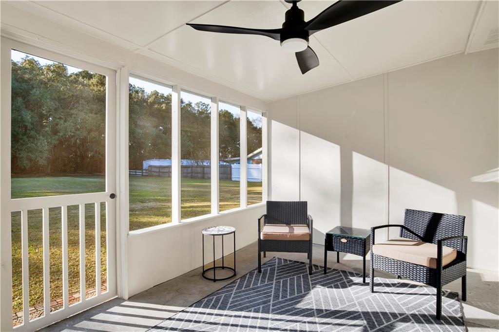 8618 Grand Country Lane