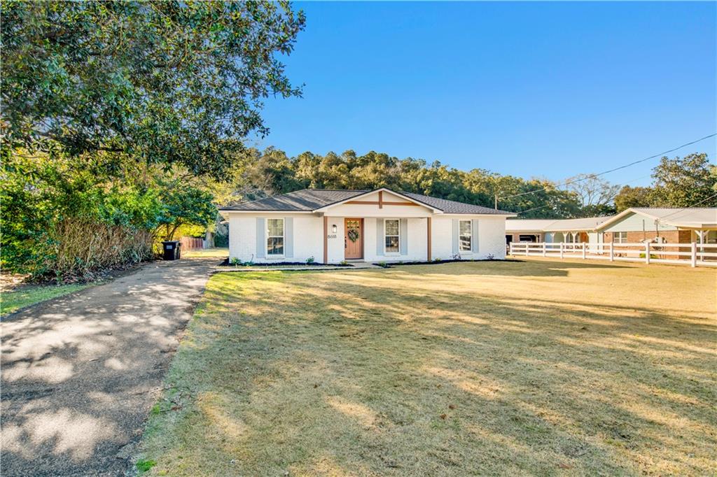 8618 Grand Country Lane