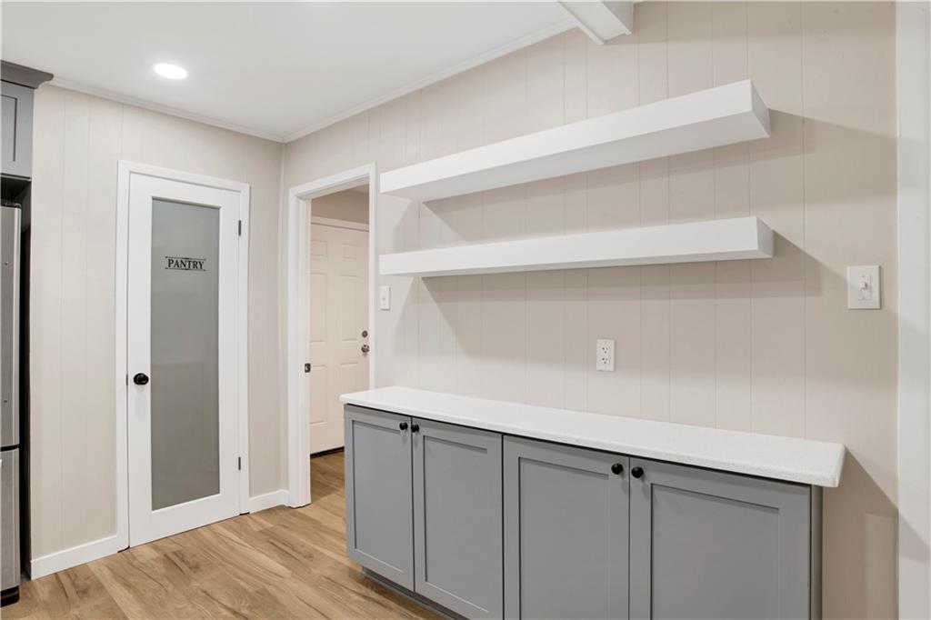 8618 Grand Country Lane