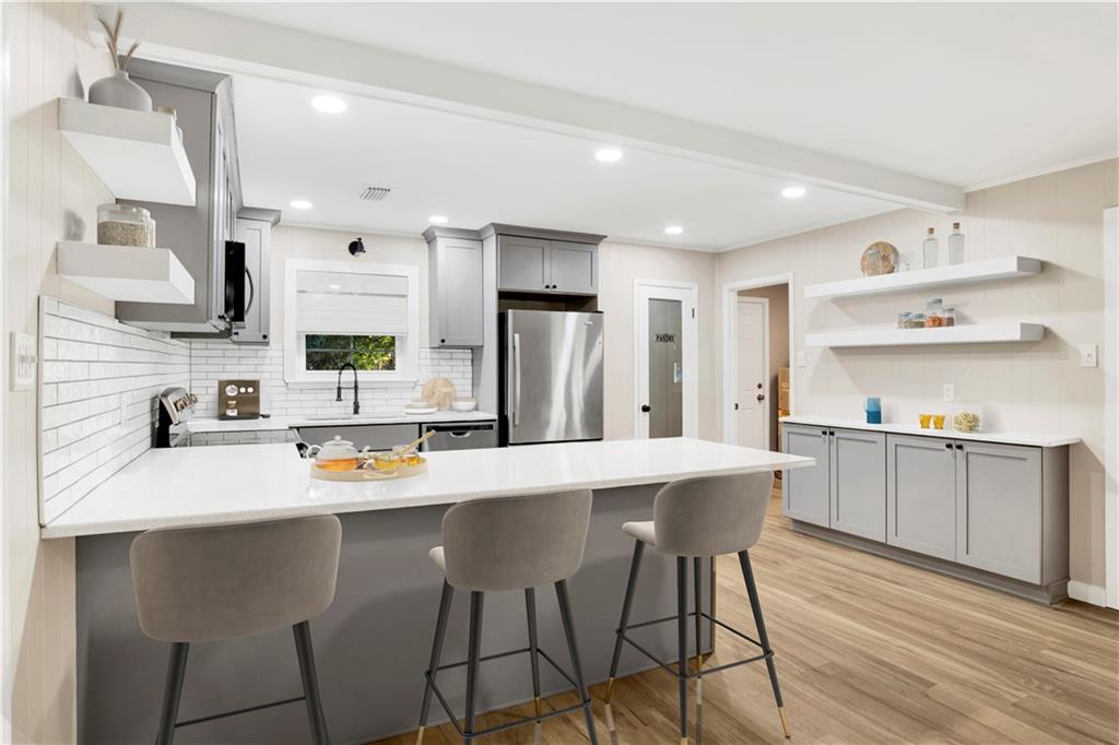 8618 Grand Country Lane