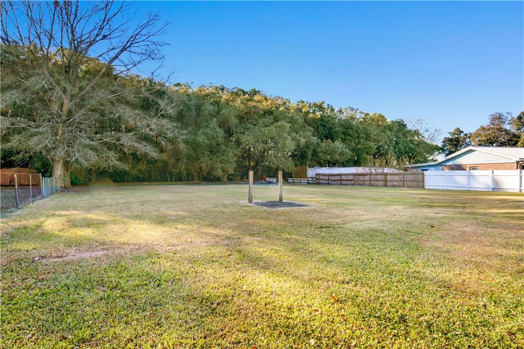 8618 Grand Country Lane