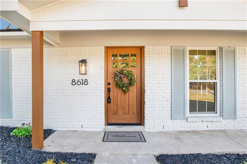 8618 Grand Country Lane
