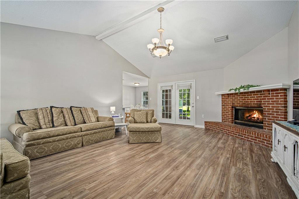 8653 Rosalene Street E