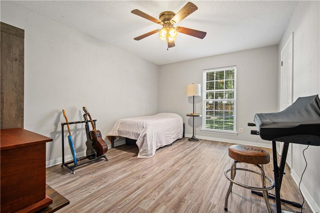 8653 Rosalene Street E