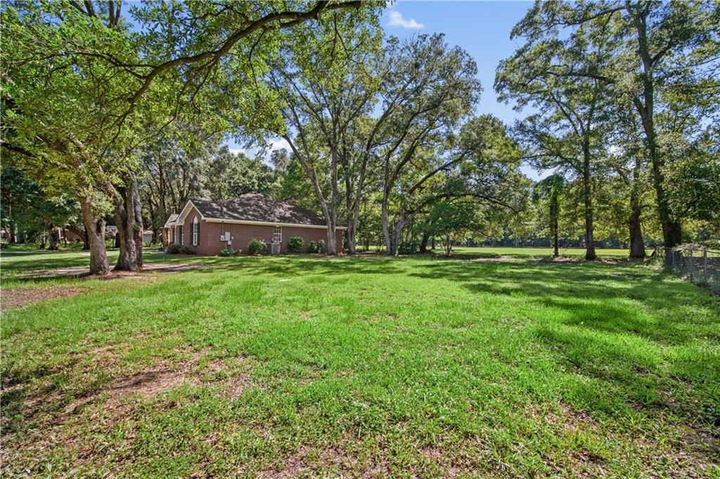 8653 Rosalene Street E