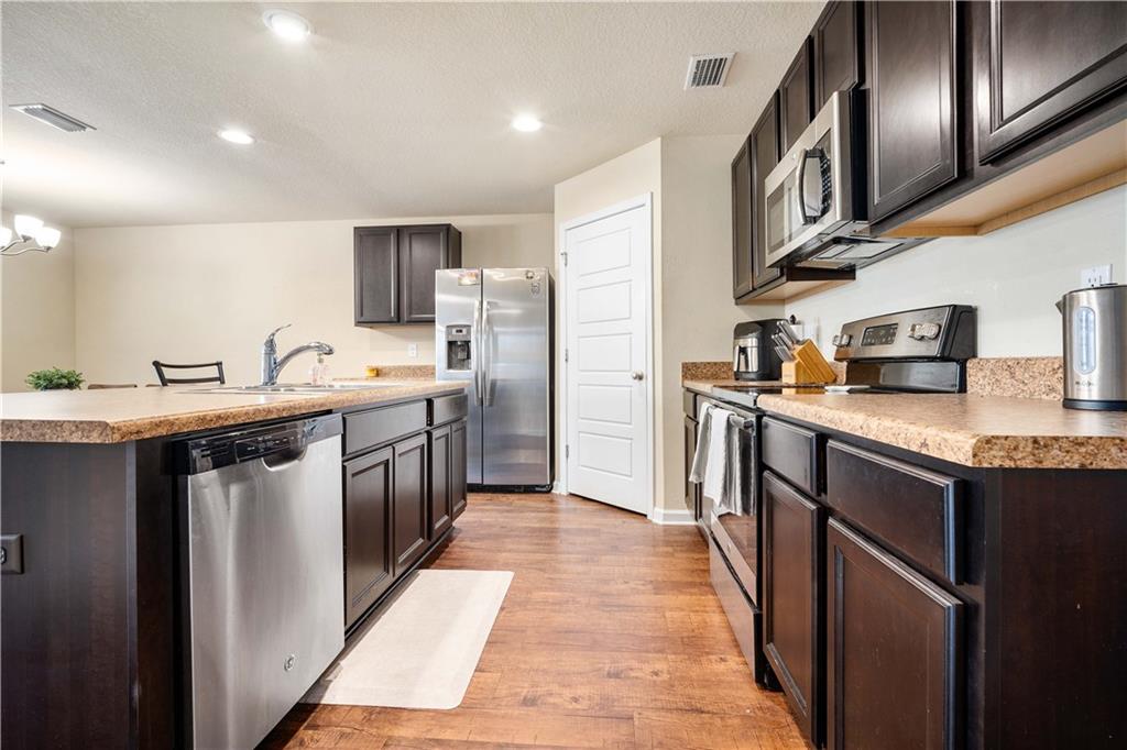 3461 Summer Woods Circle W