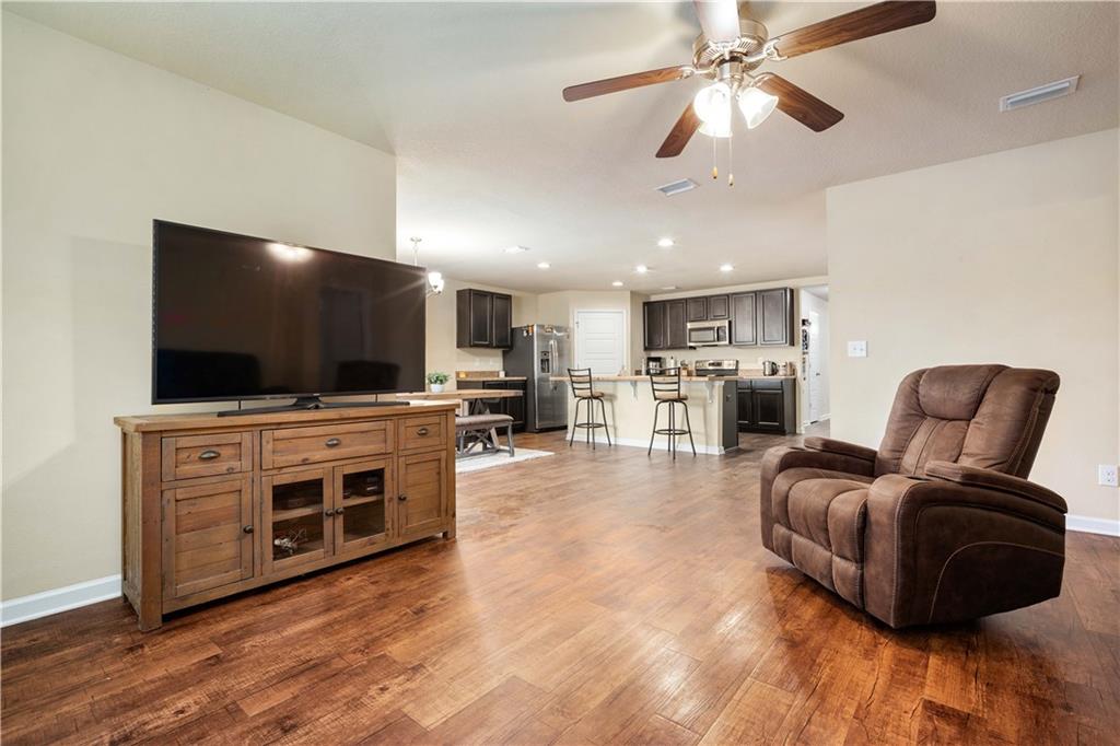 3461 Summer Woods Circle W