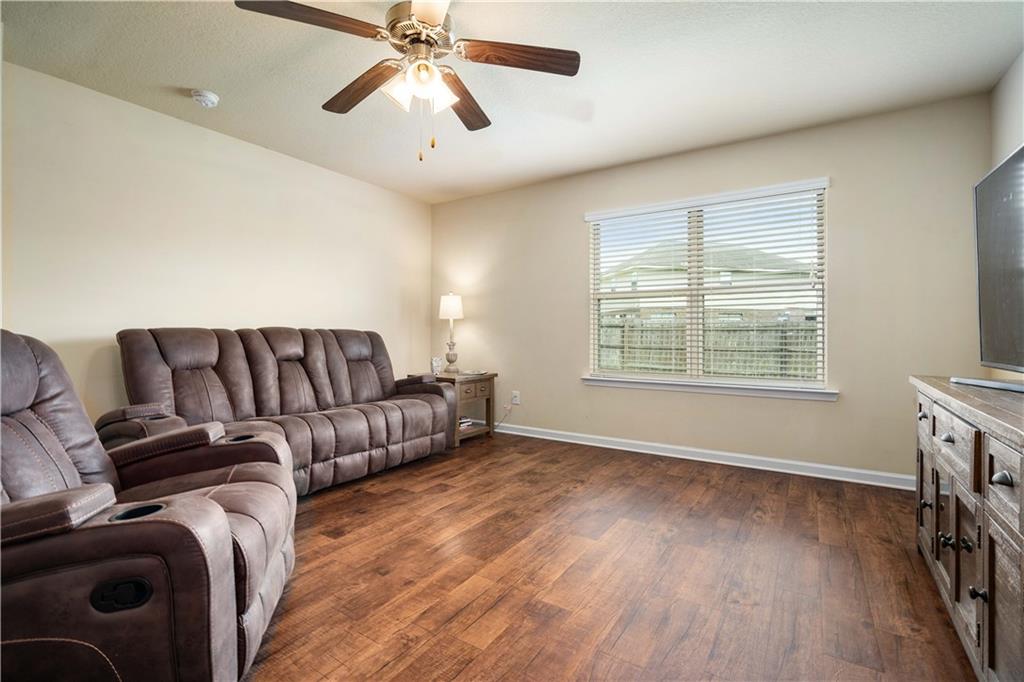 3461 Summer Woods Circle W