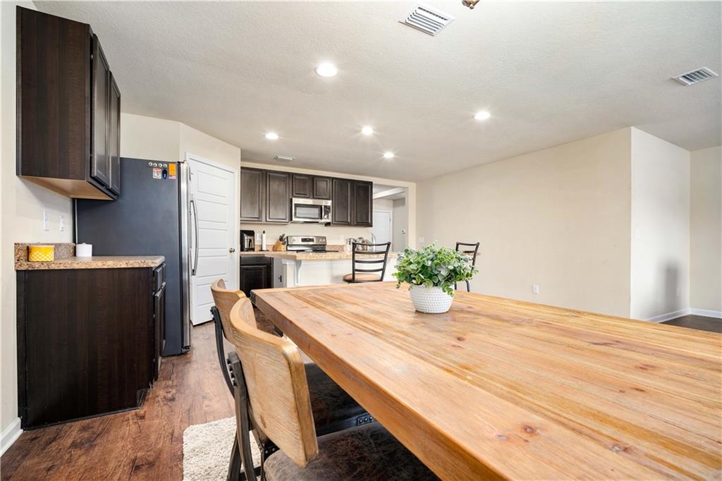 3461 Summer Woods Circle W