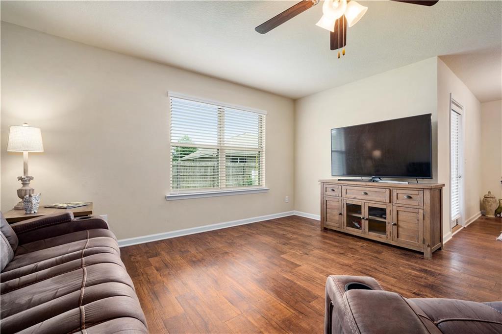 3461 Summer Woods Circle W