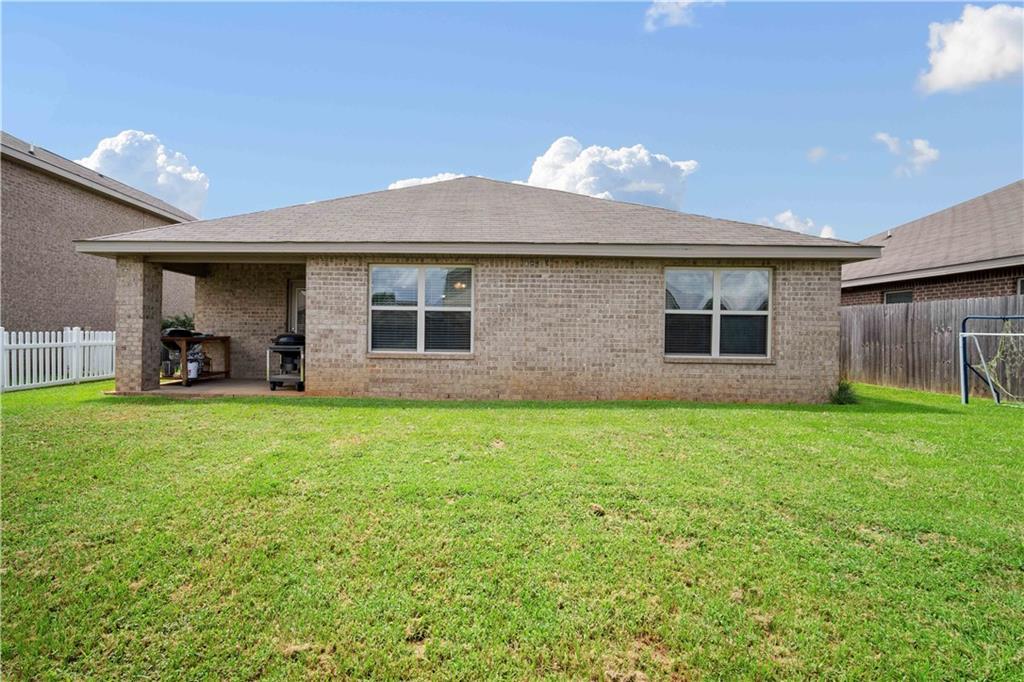 3461 Summer Woods Circle W