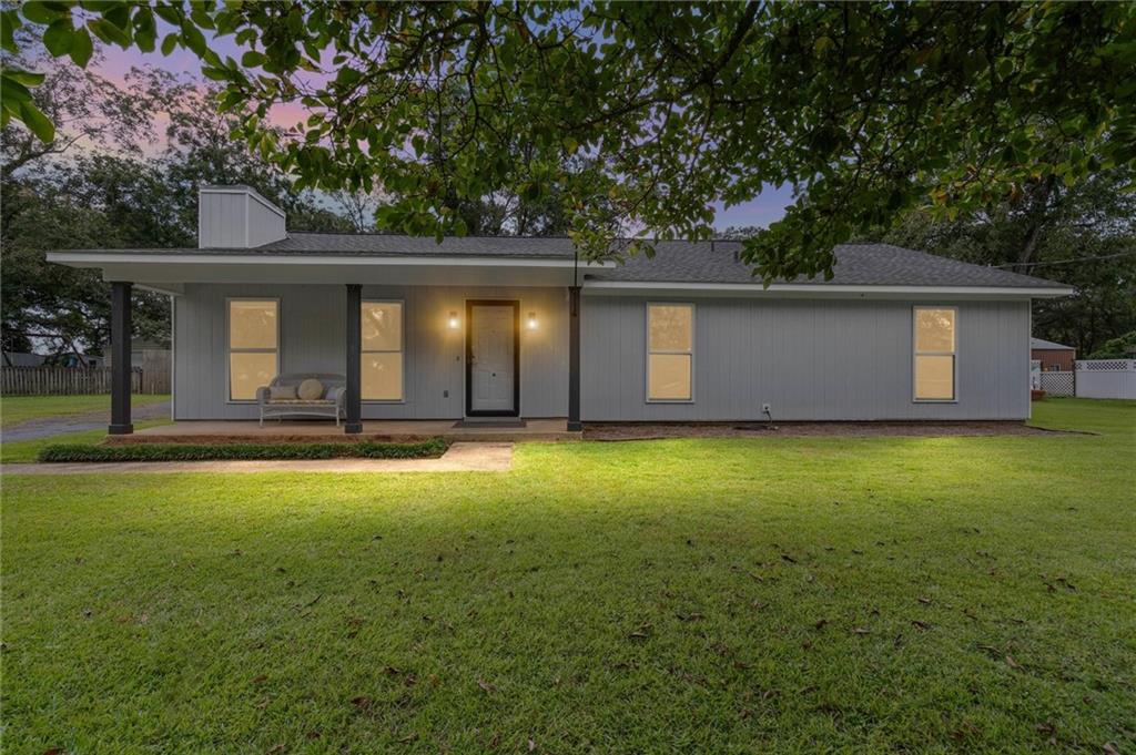 8161 Grand Oaks Drive