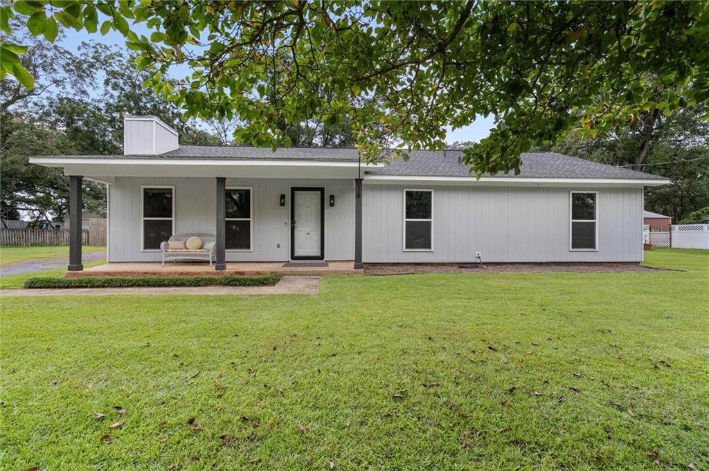 8161 Grand Oaks Drive