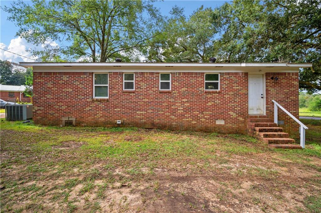 11150 Lakeside Circle