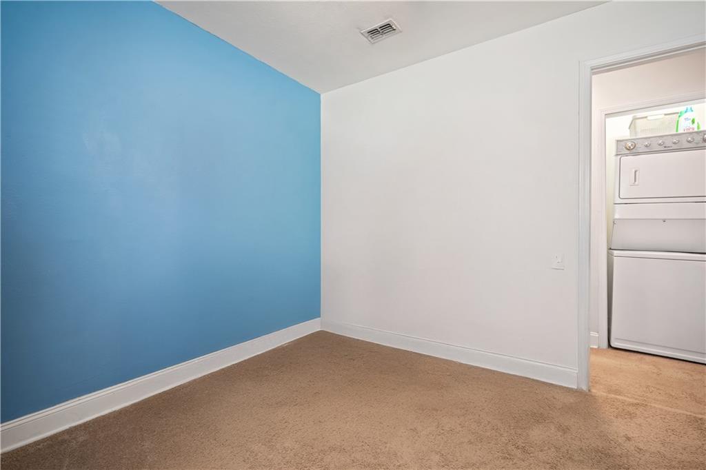 11150 Lakeside Circle