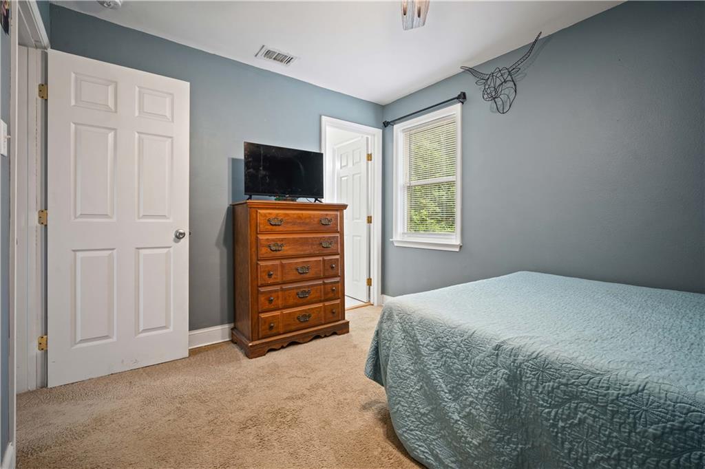 11150 Lakeside Circle