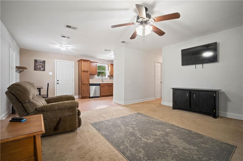 11150 Lakeside Circle