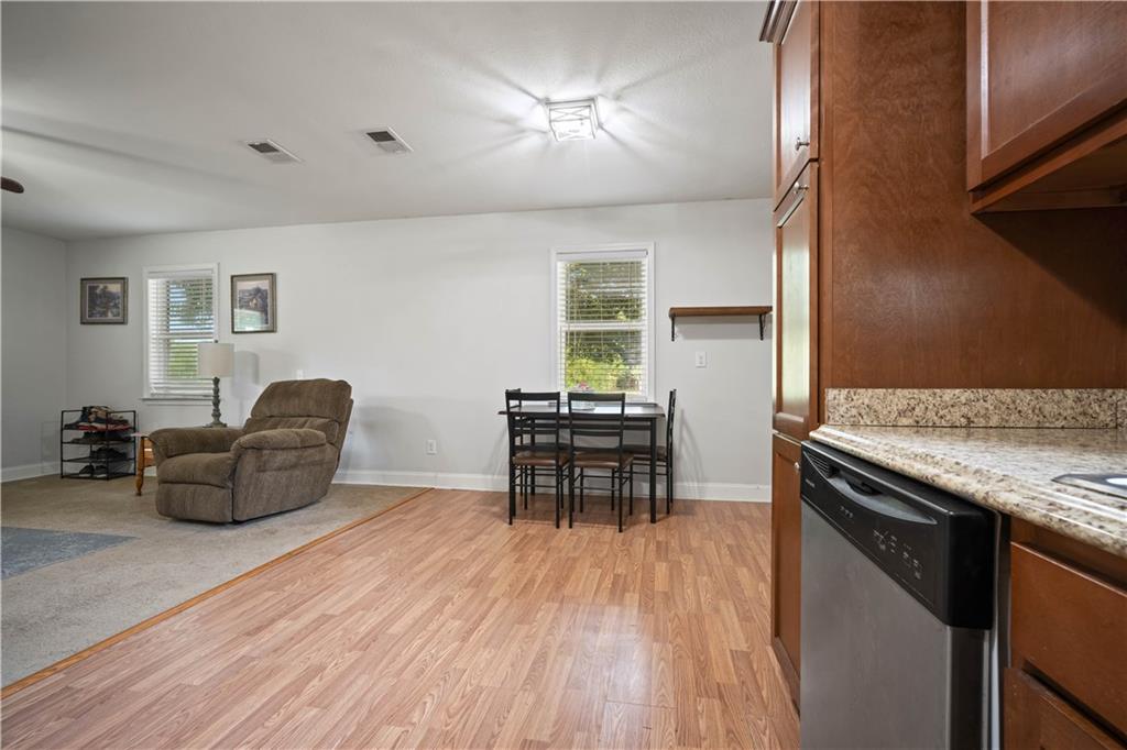 11150 Lakeside Circle