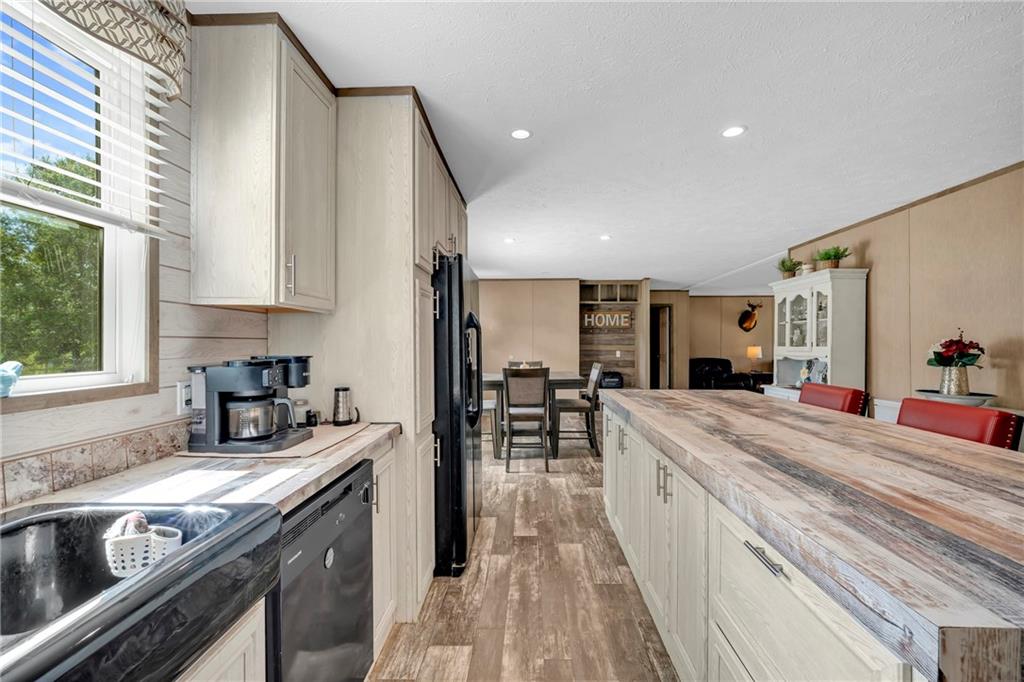 9618 Oak Farms Drive S