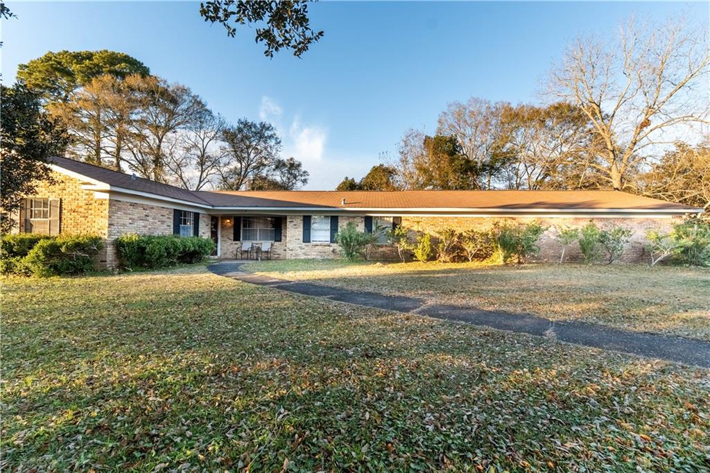 12900 Blakeley Court