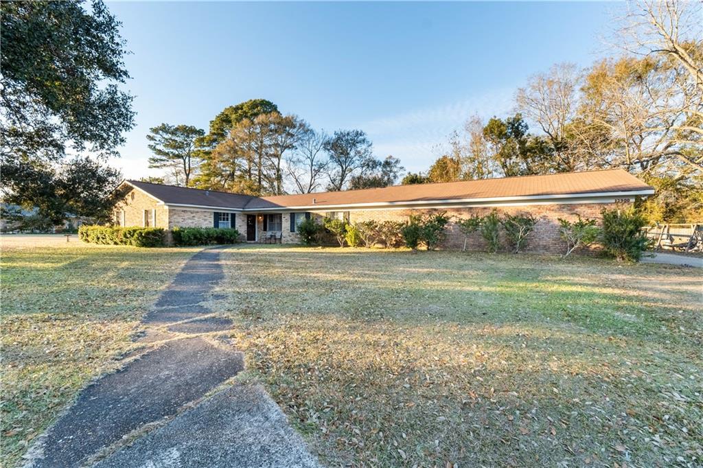 12900 Blakeley Court