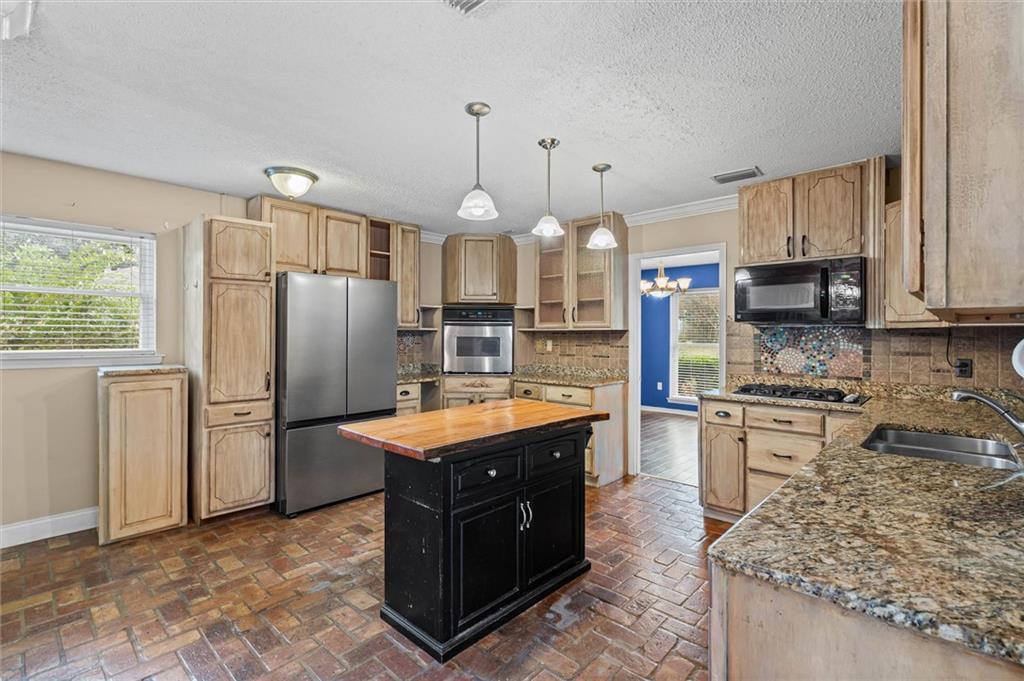 4261 Honey Court