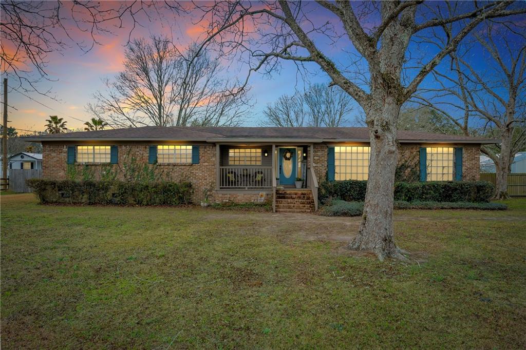 8430 Grand Bay-Wilmer Road S