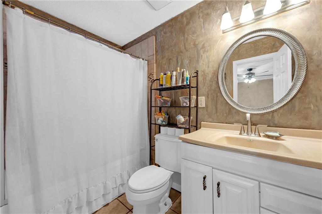 8430 Grand Bay-Wilmer Road S