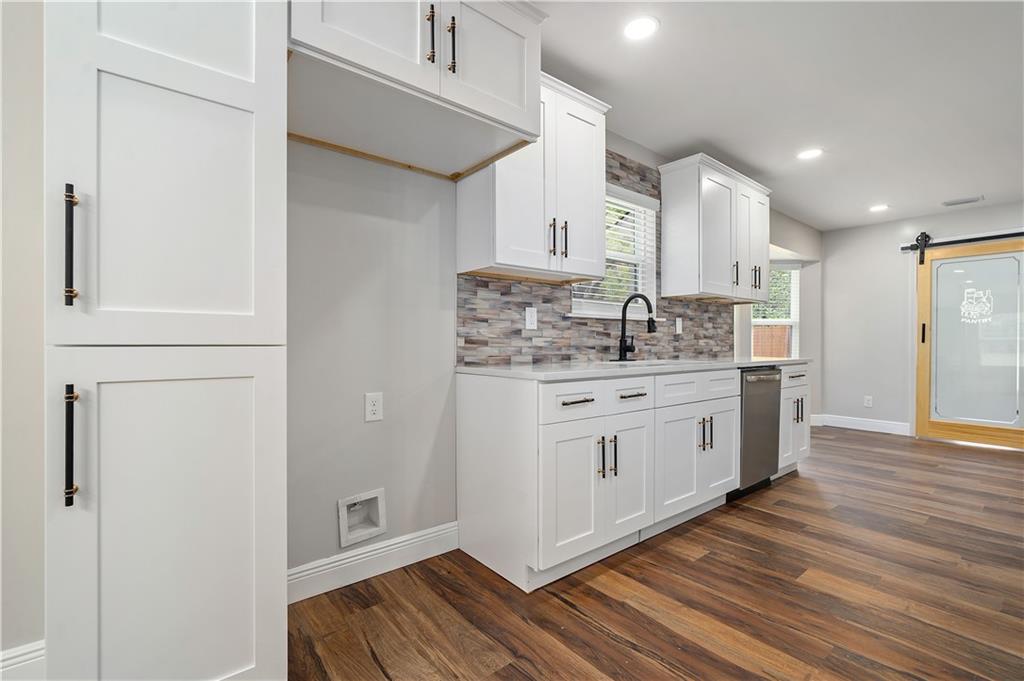 6517 Creekwood Court