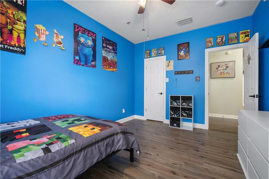 1578 Hunters Ridge Drive W