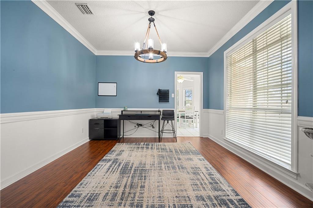 1578 Hunters Ridge Drive W